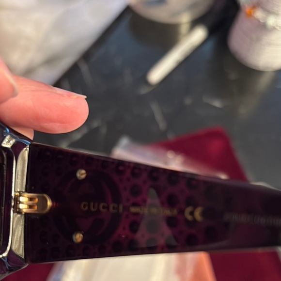 Authentic Gucci Crystal Hollywood forever sunglasses - Picture 4 of 5